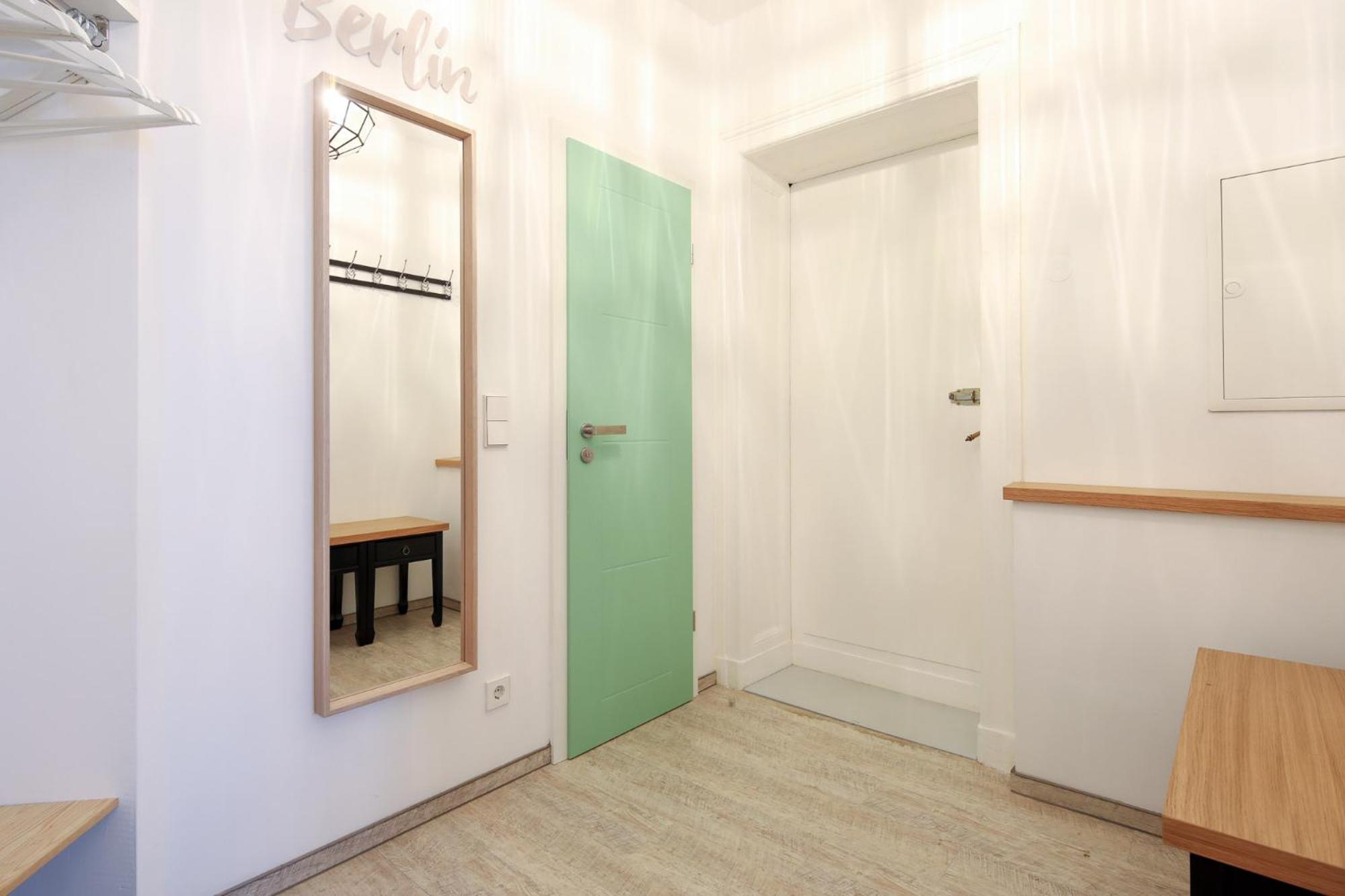 4 Personen Altbau Nahe Kurfuerstendamm - Macbeth Appartement