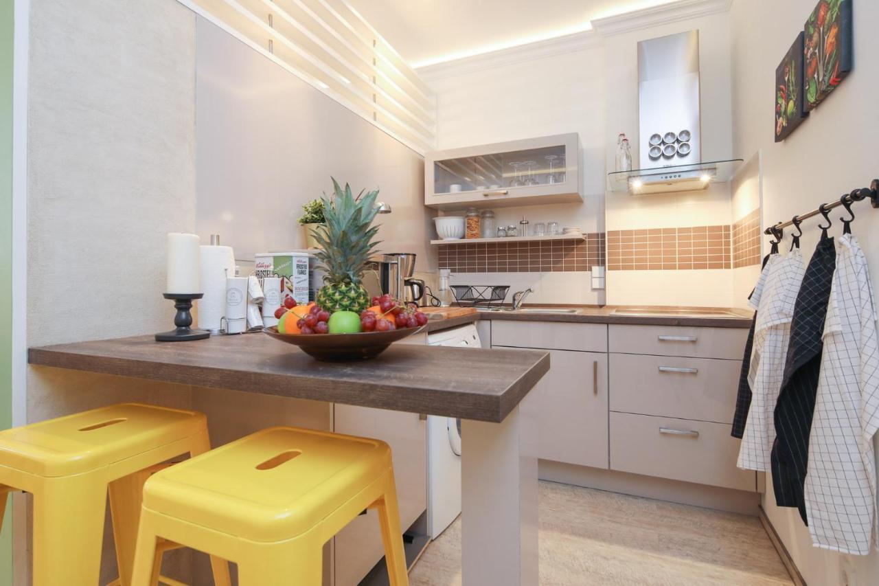 4 Personen Altbau Nahe Kurfuerstendamm - Macbeth Appartement